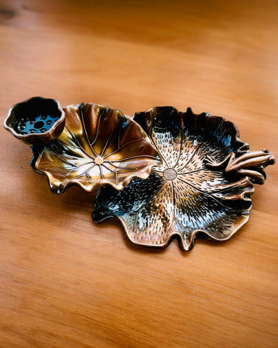 Elegante Soporte de Metal para Incienso Hoja de Loto - 4 variantes a elegir, posibilidad de personalización con grabado para regalo