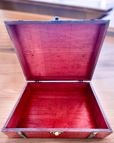 Antigua Caja de Madera con Posibilidad de Grabado, 23 cm x 16 cm x 7.5 cm