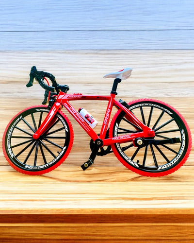 Modelo en miniatura de bicicleta roja de metal "SpeedMaster" personalización con grabado para regalo, 2 variantes de color