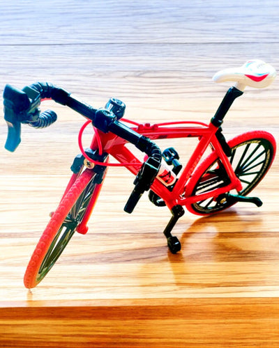 Modelo en miniatura de bicicleta roja de metal "SpeedMaster" personalización con grabado para regalo, 2 variantes de color