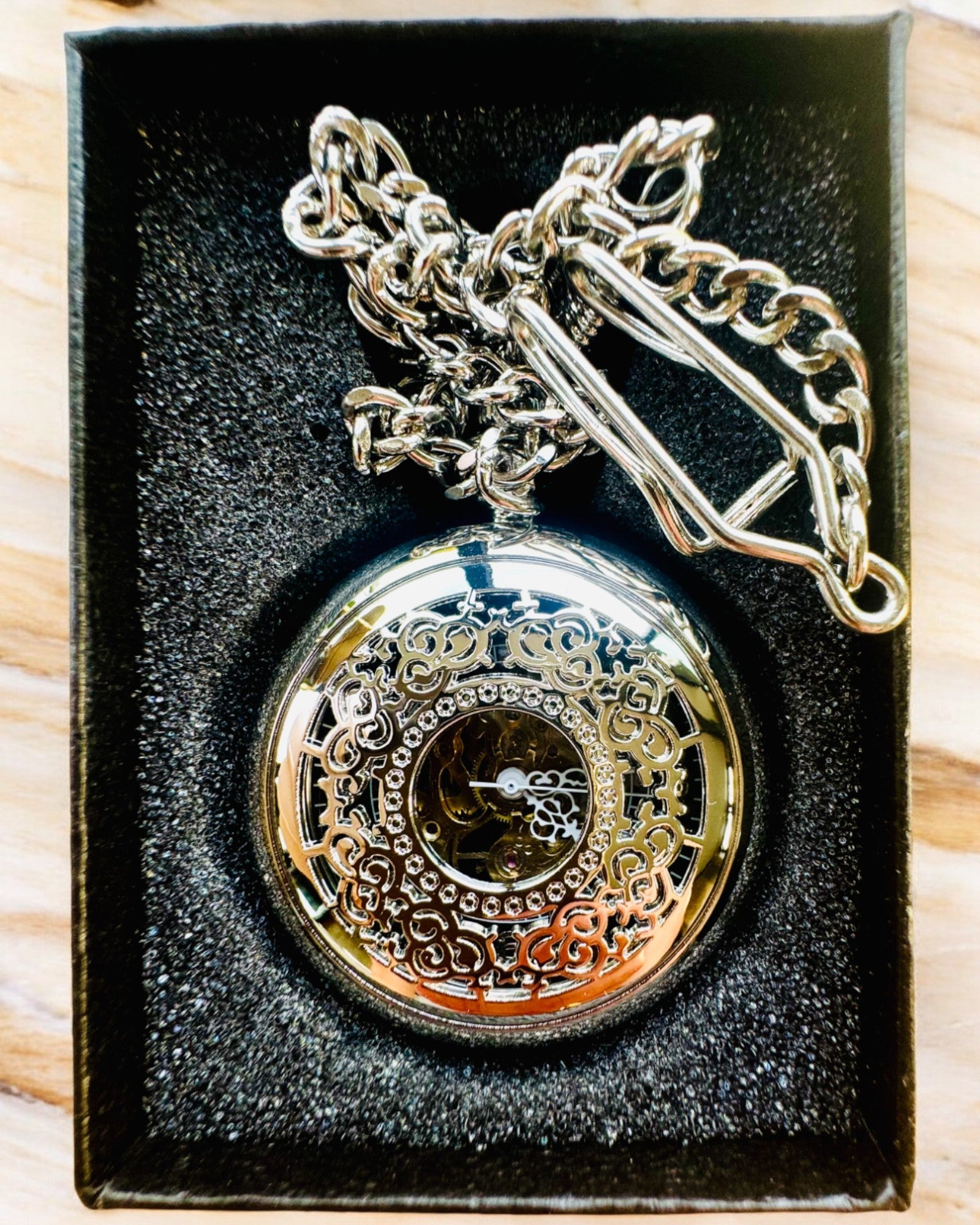 Reloj de Bolsillo "Eterna Elegancia", regalo personalizado, grabado. Color plateado