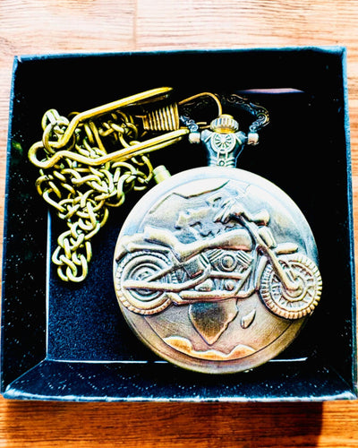 Reloj de Bolsillo "Motocyklowy Elegancik 2" – Grabado para regalo, 3 variantes de color