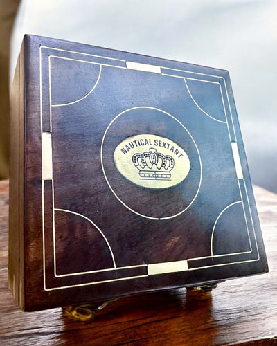 Gran Caja de Madera para Sextante o Brújula Premium "Mariner's Legacy" con Posibilidad de Grabado