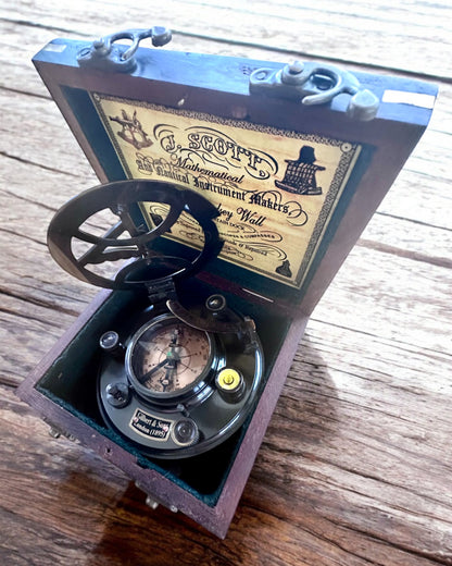 Gran Caja de Madera para Sextante o Brújula Premium "Mariner's Legacy" con Posibilidad de Grabado