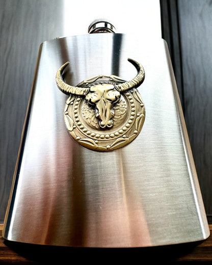 Bizon Flask – Petaca Estilizada con Motivo de Bisonte - posibilidad de personalización con grabado para regalo