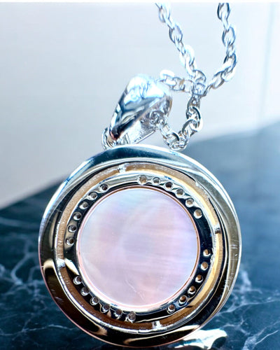 Collar de Brújula "Dirección Estelar", posibilidad de personalización con grabado, 2 variantes de color a elegir