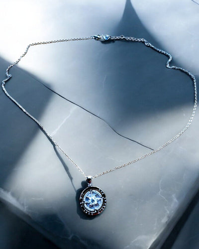 Collar de Brújula "Dirección Estelar", posibilidad de personalización con grabado, 2 variantes de color a elegir