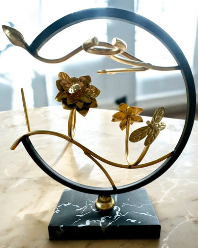 Soporte "Elegancki Owad" - para botella de vino y copas, altura 33 cm, posibilidad de personalización con grabado para regalo
