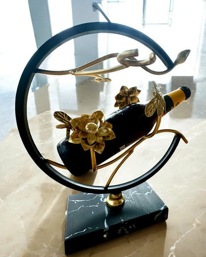 Soporte "Elegancki Owad" - para botella de vino y copas, altura 33 cm, posibilidad de personalización con grabado para regalo