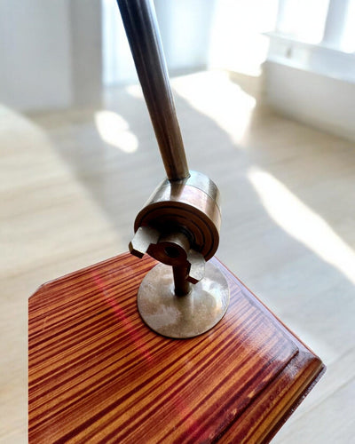 Lupa artesanal "Royal Magnifier" con base y soporte ajustable - posibilidad de personalización con grabado para regalo