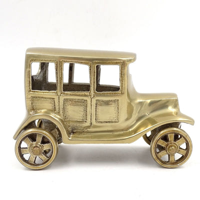 Modelo de coche retro de metal BMW Dixi en color latón antiguo con posibilidad de personalización con grabado