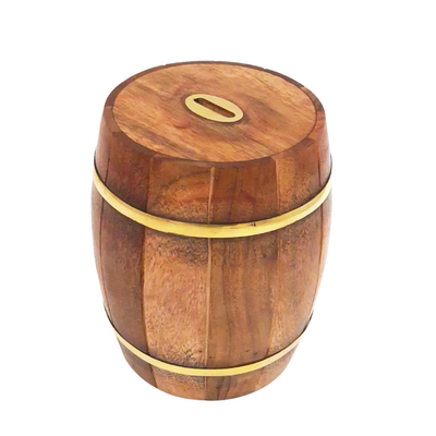 Hucha grande de madera barril con herrajes de latón
