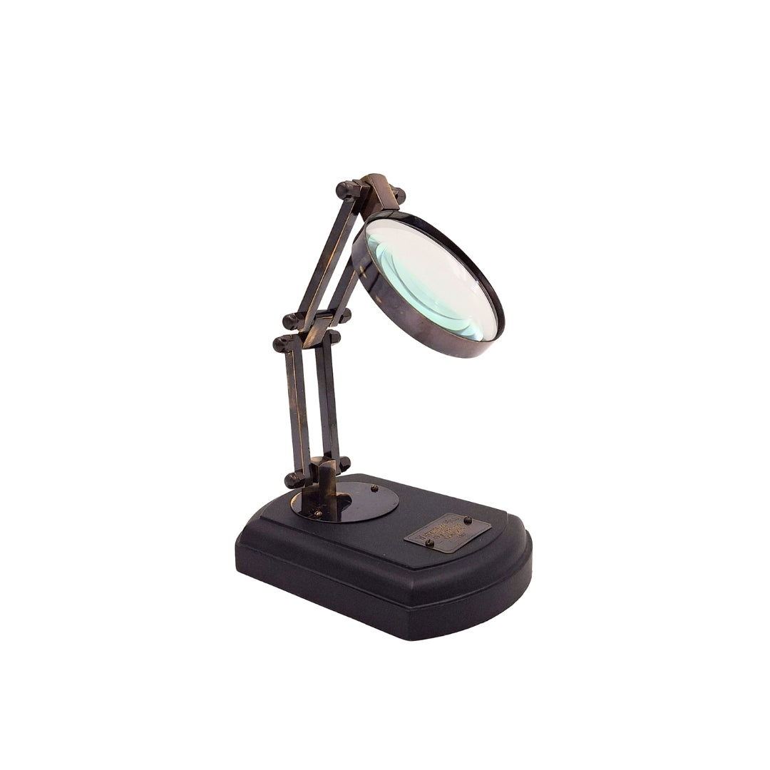 Lupa sobre base de madera con marco de latón, posibilidad de personalización mediante grabado, regalo ideal para modelistas y amantes del estilo retro, diámetro 7,5 cm, aumento 3,5x