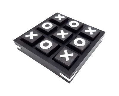 Juego de Tres en Raya de madera 13 x 13 cm con posibilidad de personalización con grabado