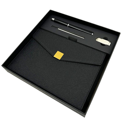 Elegante set de regalo premium con personalización – Cuaderno de cuero A5, bolígrafo y pendrive de 16GB en caja negro y dorado