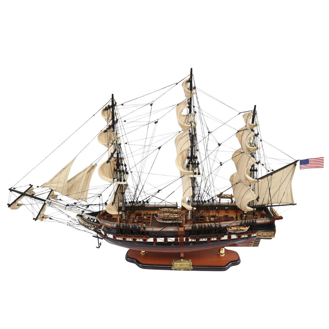 Gran modelo exclusivo del velero USS Constitution de 100cm con posibilidad de personalización mediante grabado