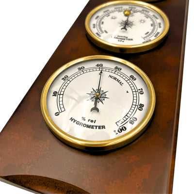 Estación Meteorológica Retro Elegante de 36 cm con Grabado – Barómetro, Termómetro, Higrómetro en Caja de Madera