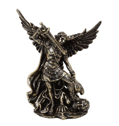 Figura de San Miguel luchando contra el dragón de poliresina de 13,5 cm con posibilidad de personalización con grabado
