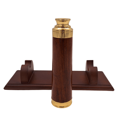 Catalejo de Latón y Madera con Posibilidad de Grabado Personalizado sobre Elegante Base de Madera