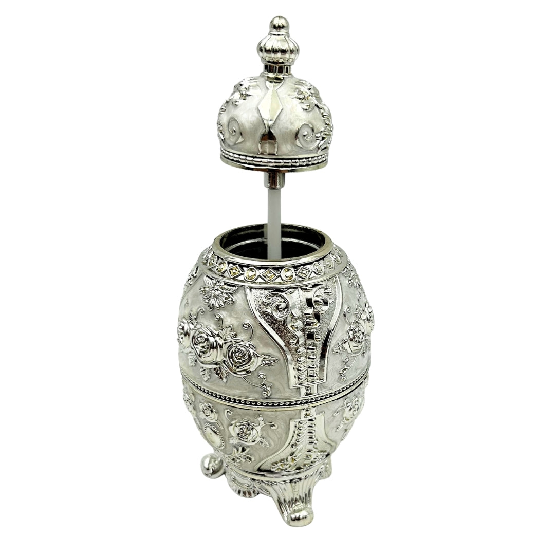Huevo Fabergé plateado abatible con posibilidad de grabado