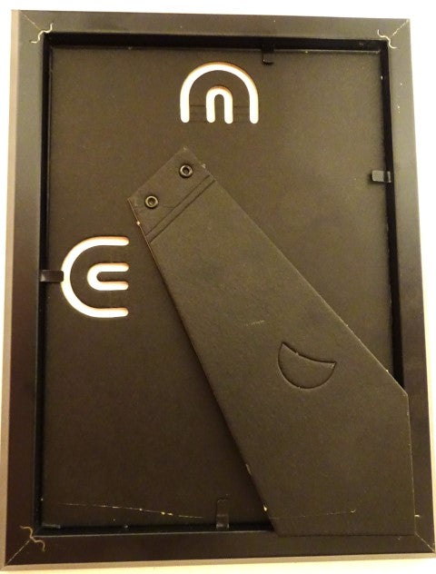 Mini guitarra estilo Jimmy Page con marco FMG-012, posibilidad de personalización con grabado, ideal para regalo, marco de madera 1,3 cm x 16 cm x 21,4 cm, mini guitarra de acero para colocar o colgar en la pared