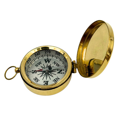 Brújula retro de latón con tapa cerrable, posibilidad de personalización mediante grabado, ideal para regalo para navegantes, altura 5 cm, estilo marinero