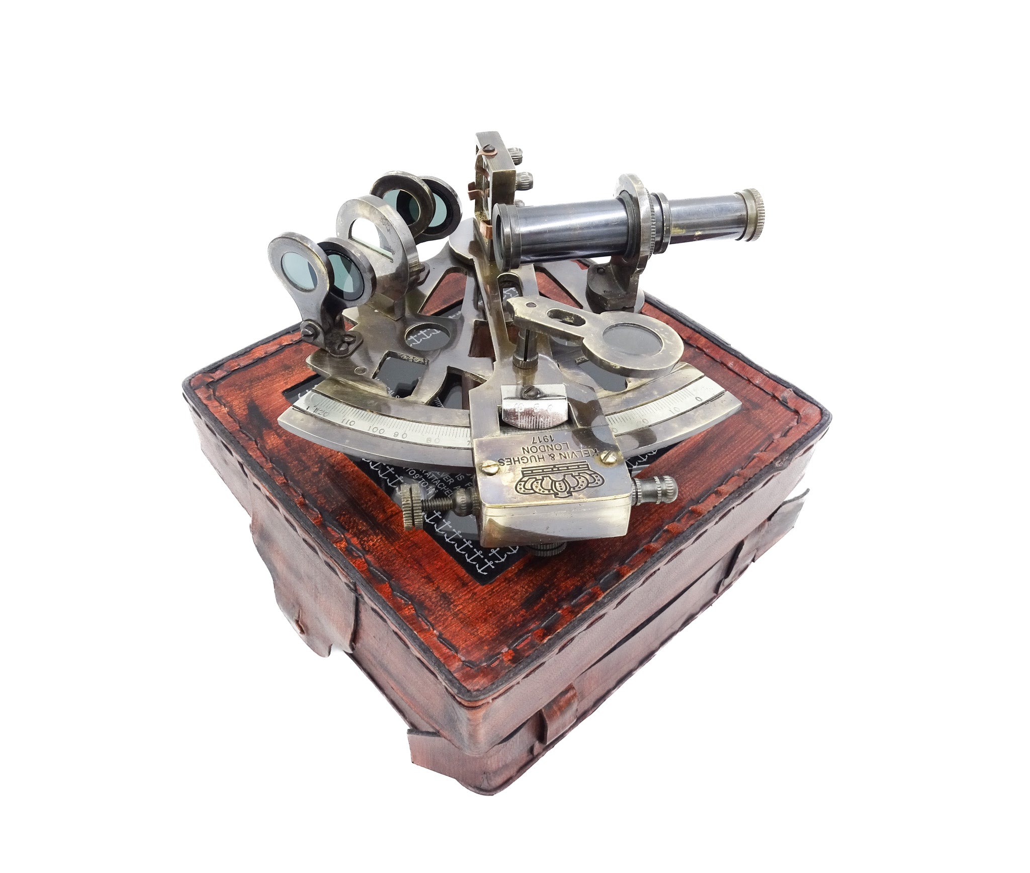 Sextante de latón con grabado en caja de cuero - réplica de 1917, ideal para regalo a navegantes y astrónomos, dimensiones 13x12x6 cm, antigüedad, material: latón y vidrio