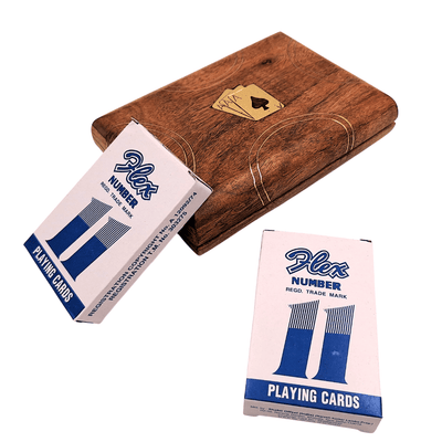 Elegante Set de 2 Barajas de Cartas en Caja de Madera con Posibilidad de Grabado Personalizado