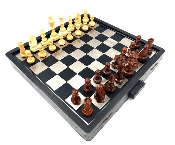Elegante Set de Ajedrez de Madera y Metal 33x33cm con Posibilidad de Personalización con Grabado