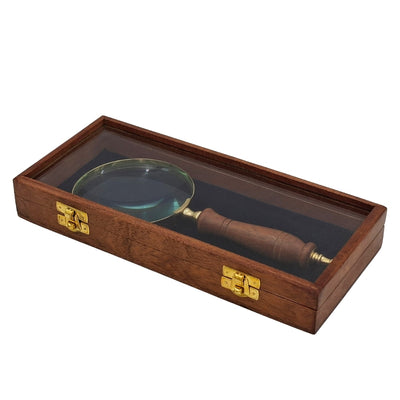 Lupa con vidrio ampliador, mango de madera y acabado de latón en caja elegante con tapa de cristal - regalo ideal con opción de grabado - dimensiones 23 x 10 cm, materiales naturales