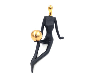 Figura decorativa Mujer gimnasta con balón, grabado personalizado, altura 15 cm, negra y dorada, regalo ideal para cualquier ocasión