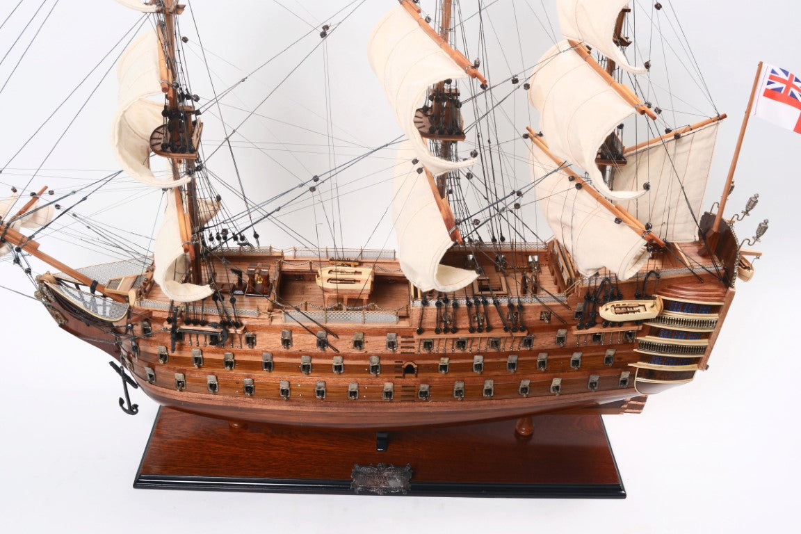 Modelo exclusivo de barco de vela HMS Victory VIC80R