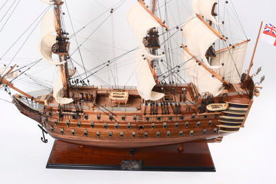 Modelo exclusivo de barco de vela HMS Victory VIC80R