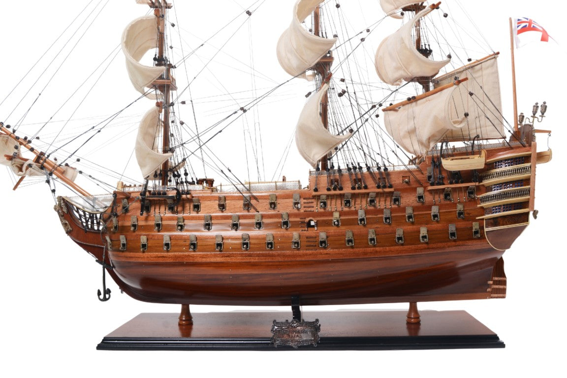 Modelo exclusivo de barco de vela HMS Victory VIC80R