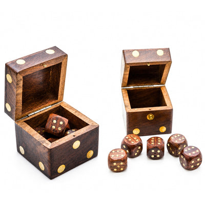 Dados de madera para juego en caja elegante con posibilidad de personalización con grabado