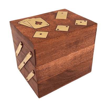 Elegante Set de Juegos 3 en 1 con Grabado Personalizado - Cartas, Dados, Dominó en Caja de Madera con Adornos de Latón - Regalo Ideal para Amantes de los Juegos - Medidas 12 x 9,5 x 10,5 cm