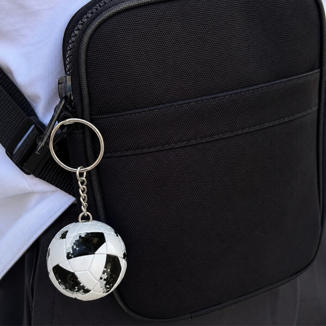 Sportowy Brelok do Kluczy Piłka Nożna z Personalizowanym Grawerem