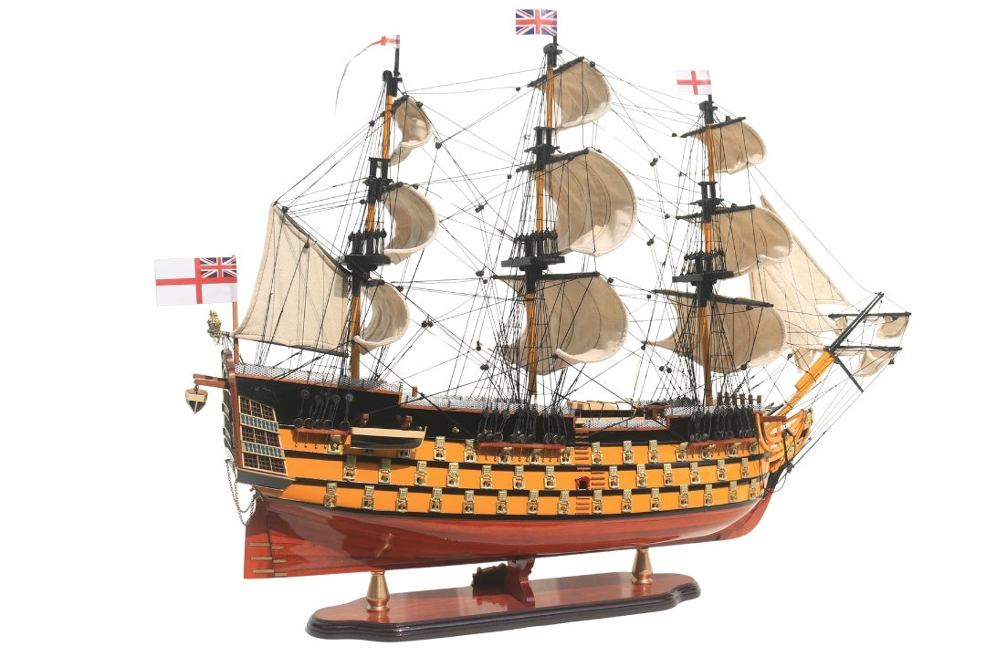 Modelo montado del velero HMS Victory de 80cm con posibilidad de personalización mediante grabado - Decoración exclusiva para regalo, hecho a mano con madera exótica, alta calidad y atención a los detalles