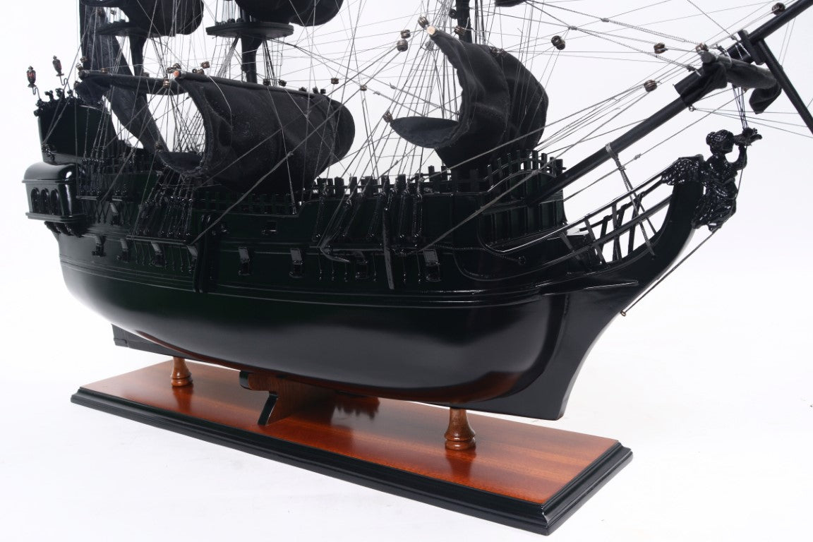 Modelo de barco pirata Perla Negra BP80R con posibilidad de personalización con grabado, longitud 89 cm, regalo exclusivo para cualquier ocasión, artesanía artística, base de madera
