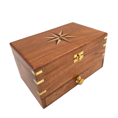Elegante caja de madera para joyas con espejo y grabado personalizado