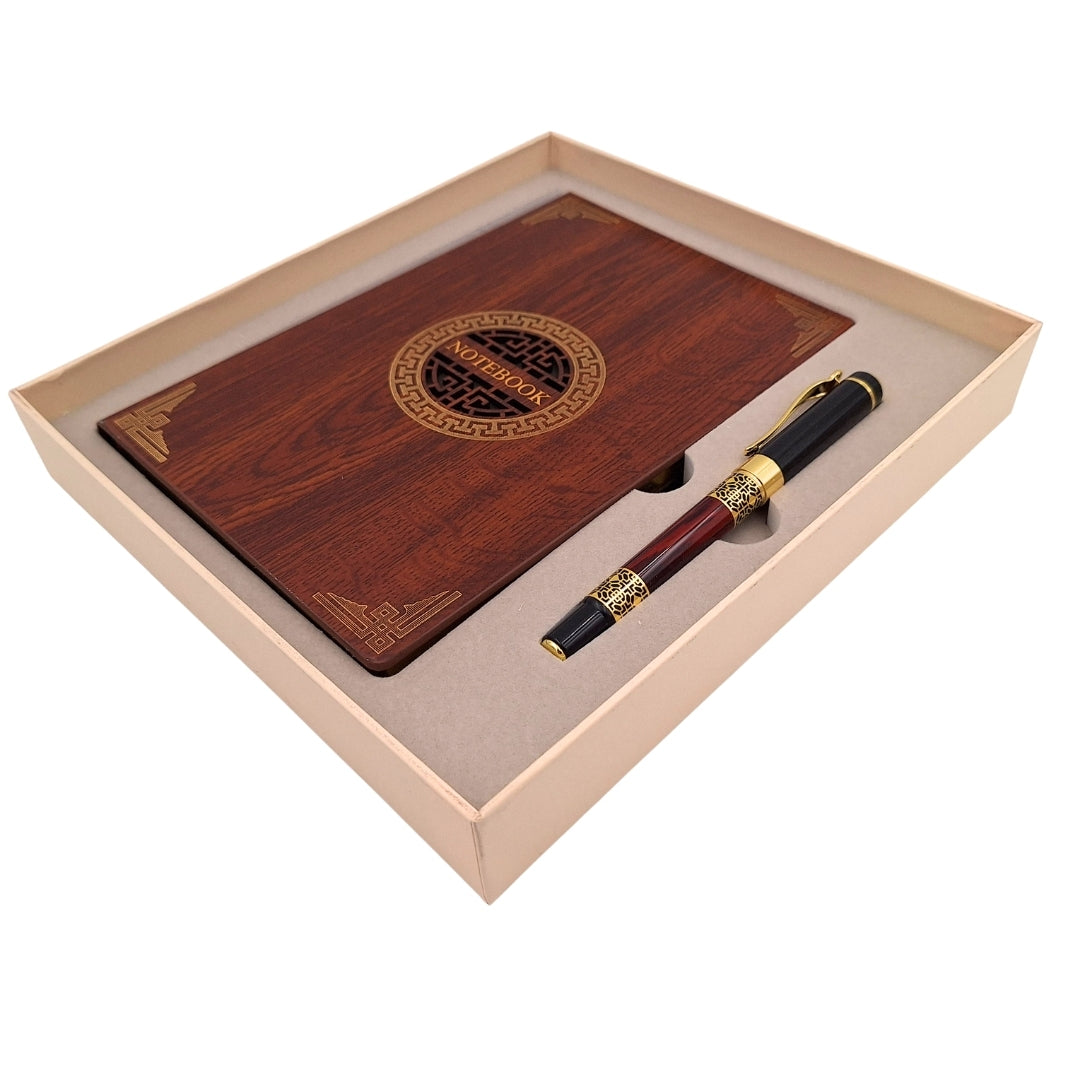 Exclusivo set de regalo premium cuaderno A5 con cubierta de madera y bolígrafo – personalización con grabado, ideal para regalo para jefe, profesor, artista – marrón oscuro con elementos dorados