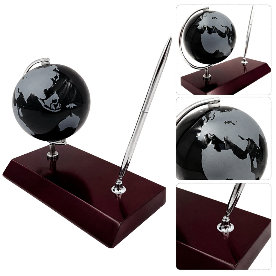 Elegante Set Decorativo para Escritorio con Grabado Personalizado - Globo Soporte para Bolígrafo en Metal Cromado y Madera Oscura
