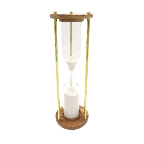 Reloj de arena de latón y madera de 30min, personalizable con grabado: un regalo elegante para cualquier ocasión, 30,5cm de alto, arena blanca y materiales clásicos