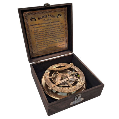 Brújula de latón de 20 cm con reloj de sol en caja de madera, con posibilidad de personalizar el grabado