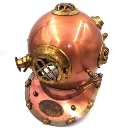 Gran casco de buceador