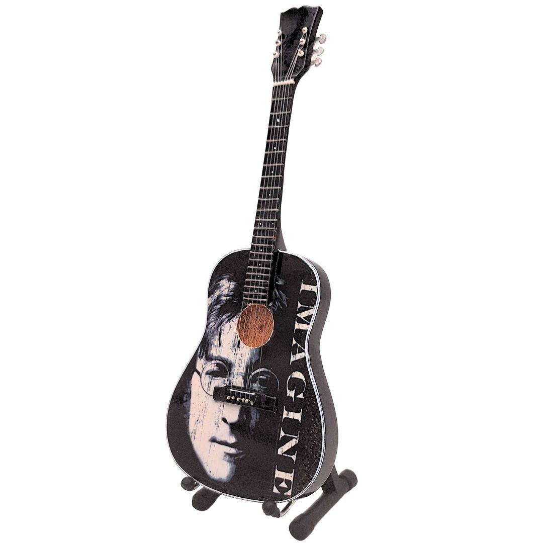 Mini guitarra decorativa John Lennon The Beatles 24 cm con grabado personalizado