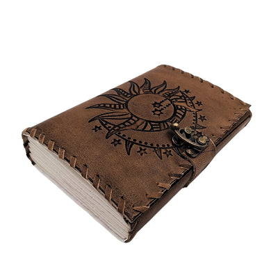 Cuaderno de cuero retro Sol y Luna de 200 páginas con posibilidad de personalización con grabado, beige y marrón, ideal para regalo a artistas o amantes de la magia cotidiana