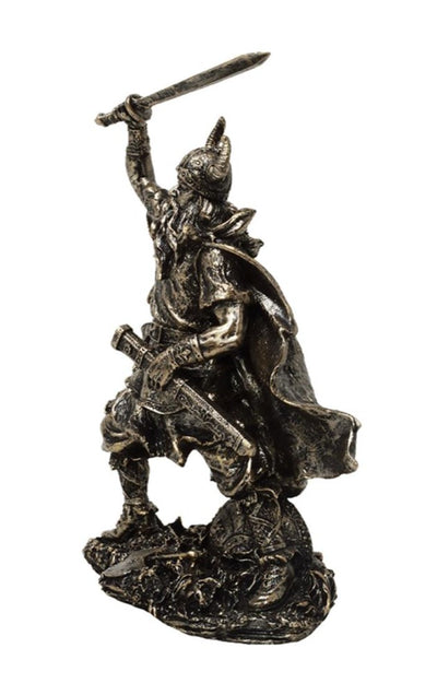 Figura decorativa de vikingo