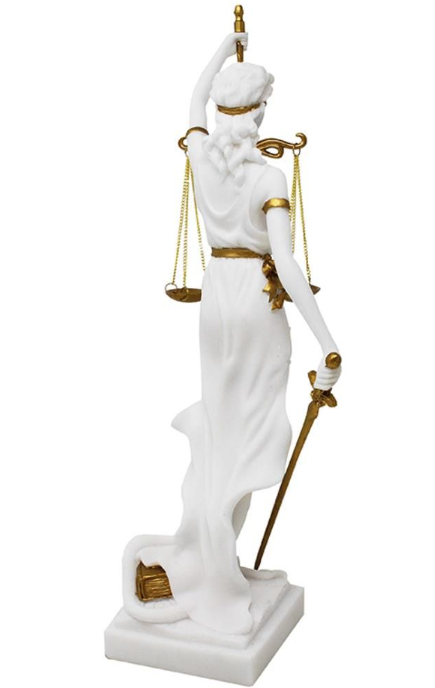 Figura de Temis con posibilidad de personalización con grabado - regalo elegante para abogado, juez o estudiante de derecho, blanca con acentos dorados, altura 35 cm, pintada a mano en polyresina