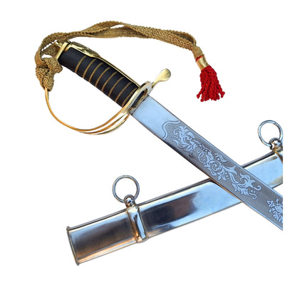 Réplica de sable de caballería «Radziwiłłówka» de 1917 con la inscripción «Honor y patria»: grabado personalizado, regalo elegante, acero sin templar, longitud de 91 cm